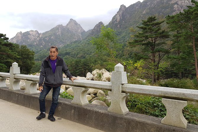One-Day Tour for stunning Mt.Seoraksan from Seoul - A Full Day in Seoraksan Without the Seoul-to-Nature Headaches