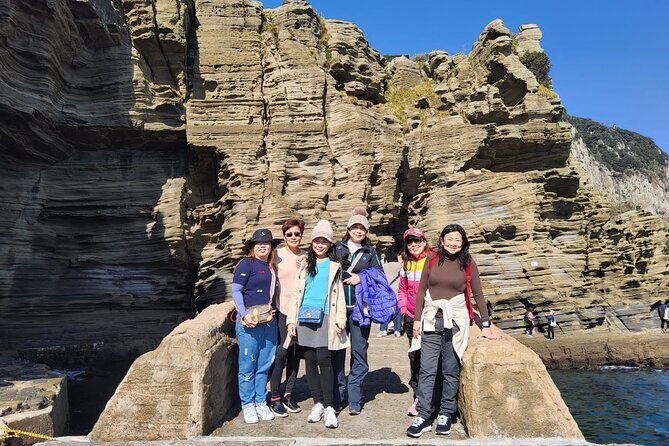 Package tour of All areas of Jeju Island-(East &South &West) - Osulloc Tea Museum: A Calm Break Before the Final Returns