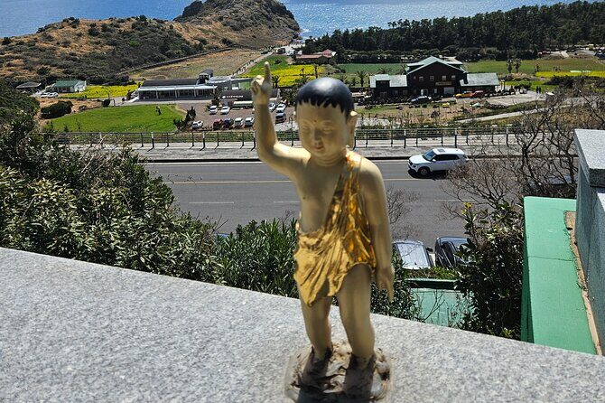 Private 2Days Tour a lot of Experience Driver in jeju island - Seopjikoji: The Volcanic Coast That Can Look Different Every Season