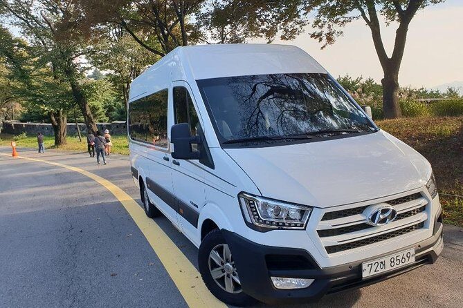 Private Airport Transfer: Seoul City to Incheon Airport 1-12 pax - The Van and Luggage Room: The Part People Underestimate