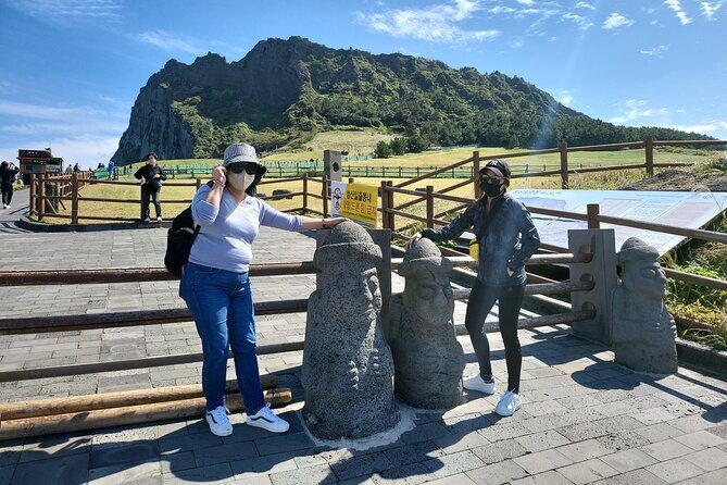 Private Day Tour With Best Jumbo Taxi Driver Tour in jeju island - Seongeup Folk Village: thatched roofs and the king-cattle story