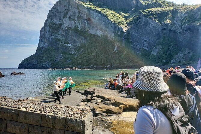 Private Day Tour With Best Jumbo Taxi Driver Tour in jeju island - Seopjikoji and the drama-shot coastal calm