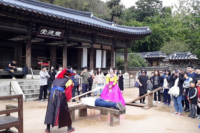 Private day trip to Korean Folk Village & Dae Jang Geum Park - Your Guide Isn’t Just a Driver: It’s Part Translation, Part Timekeeper