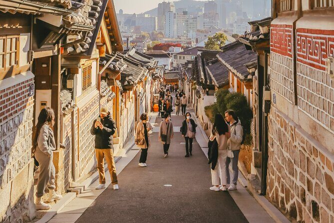 Private Full Day Seoul City Tour and N Tower Cable Car - N Seoul Tower via the cable car: strong views, without the observatory ticket