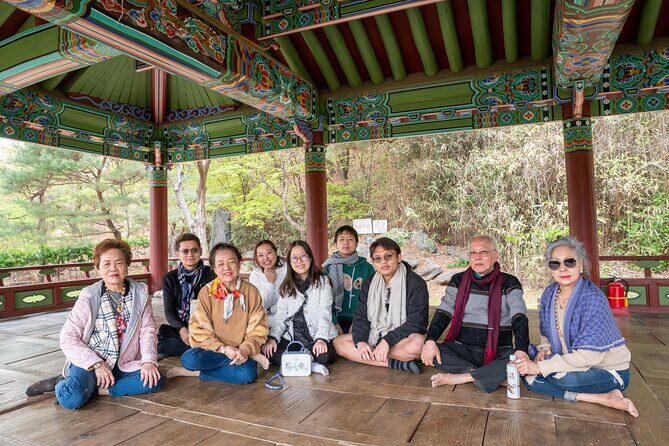 Private Tour around Suwon UNESCO Fortress and Korea Folks Village - Guide quality can make or break a day