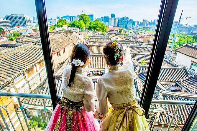 Private Tour : Royal Palace & Traditional Villages wearing Hanbok - Getting Dressed for Gyeongbokgung: The Premium Hanbok Advantage