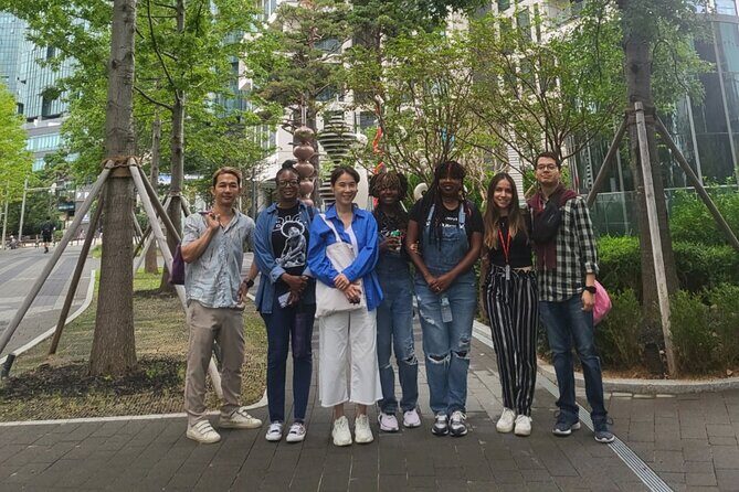 Seongsu-dong Walking Tour: K-Pop, Culture, Cheer, Friends & Relax - Seongsu Art Hall / Coupang Seongdong 1 Camp: a break from K-pop hype