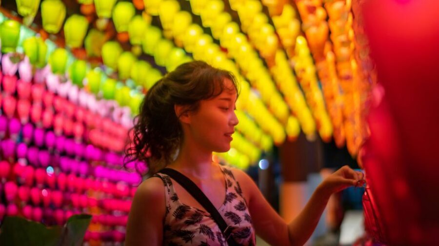 Seoul: Afternoon Ebike tour and "Happy Hour" food and drinks - House of Baek Inje: history with a human hook