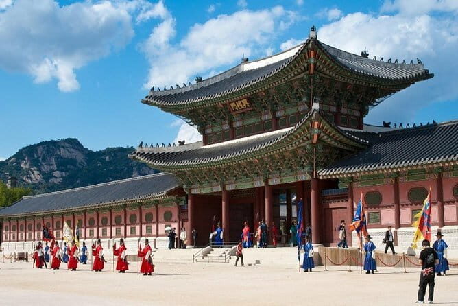 Seoul and Suburbs Private Customized Tour - Why Having Hotel Pickup and a Private Vehicle Changes the Day