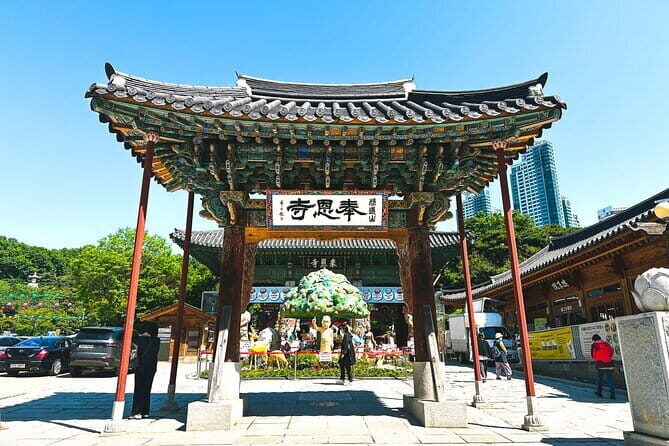 Seoul Beauty & Beyond Tour - A one-hour facial in Gangnam: what that means for your day