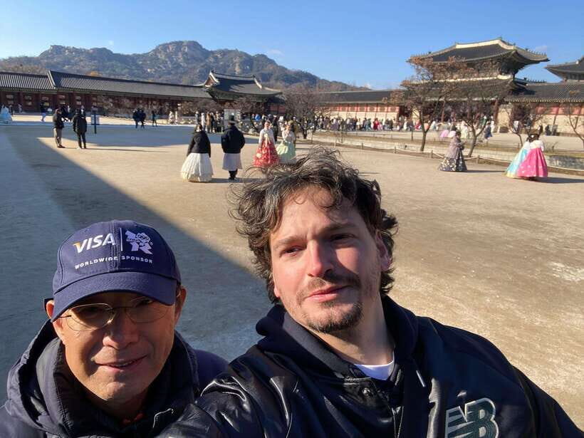 Seoul : Best of Seoul Private Walking Tour - Gyeongbokgung Palace: major sights with ticket planning built in