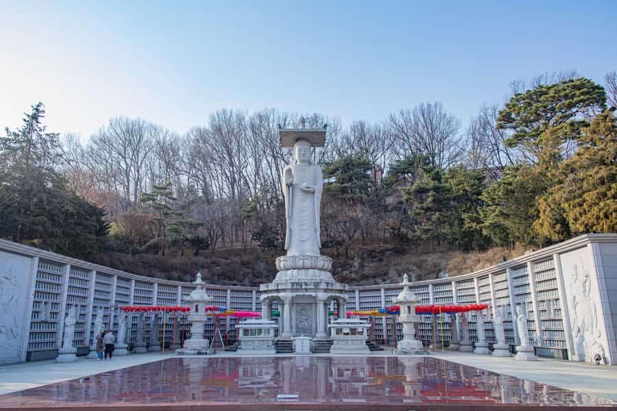 Seoul: Bongeunsa Temple and Gourmet Night Tour in Gangnam - Where you start (and how you finish without stress)