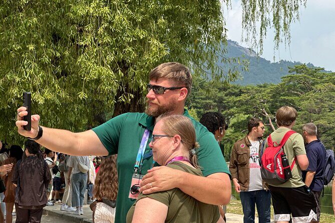 Seoul City Half Day Tour-Gyeongbok Palace Guard Changing Ceremony - The Ginseng Center or Amethyst Factory: Worth Reading the Fine Print