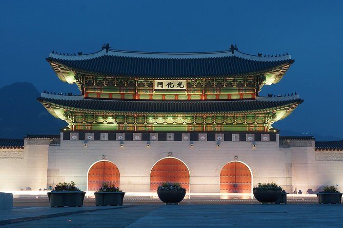 Seoul City Walking Private Tour (3hours) - Jogyesa Temple: Buddhism at Seoul’s Spiritual Core (30 Minutes)