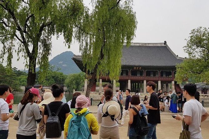 Seoul City Walking Private Tour (3hours) - Guide Style Matters: Friendly Support and Seoul Tips