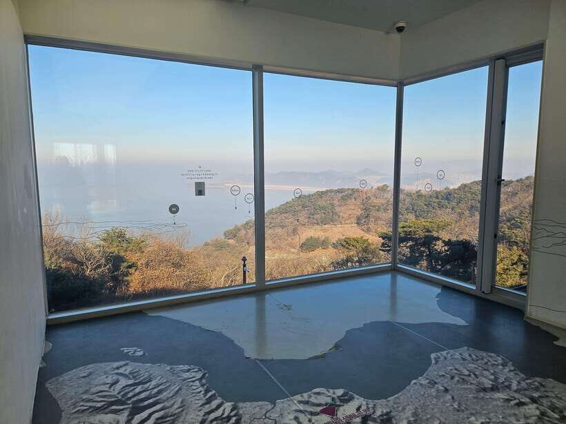 Seoul: Closest DMZ Observatory with North Korea View (1.4km) - Starbucks Closest to North Korea: What the 1.4 km View Really Means