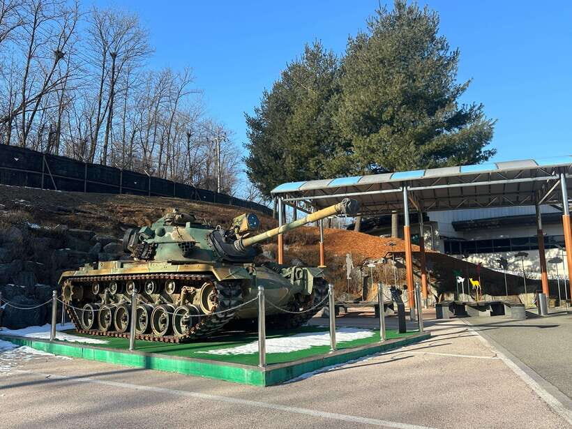 Seoul: DMZ, 3rd Tunnel, Odusan or Suspension Private Tour - Price and value: what $484 per group gives you