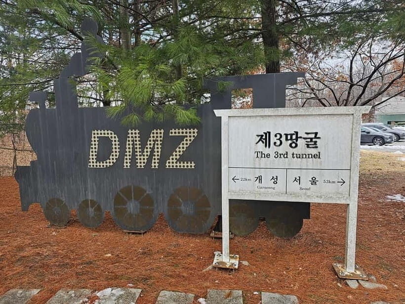 Seoul: DMZ, 3rd Tunnel, Odusan or Suspension Private Tour - Imjingak: the emotional first stop that sets your lens