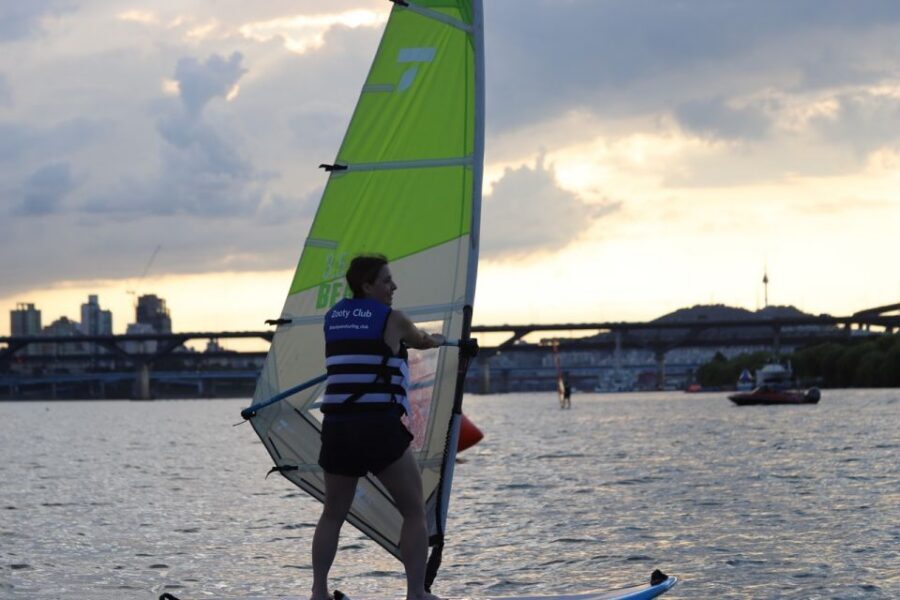 Seoul : Efoil Experience in Han River - Price and value: what $124 really buys you