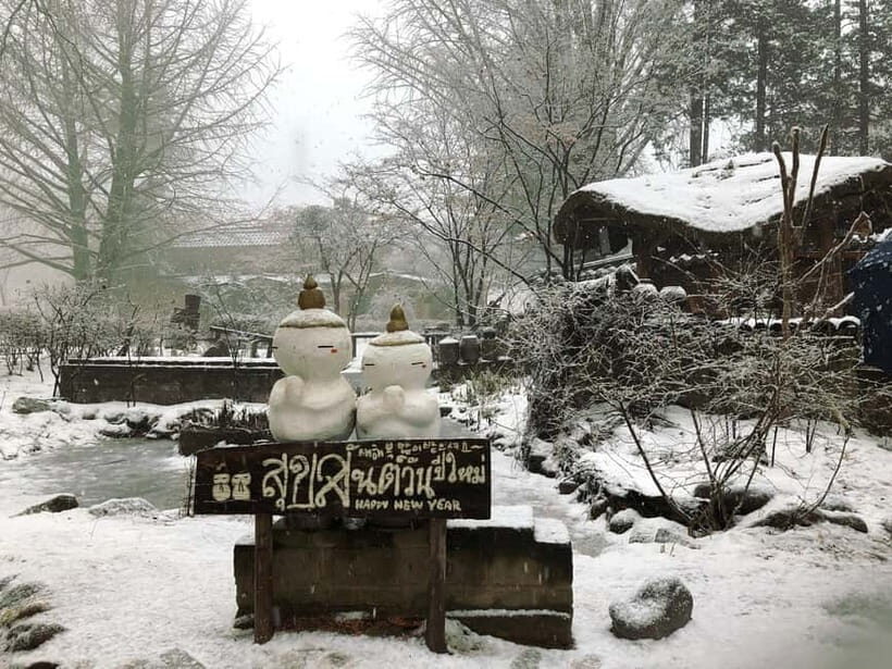 Seoul: Eobi+Nami+Hanbok(+RailBike or Strawberry Options)Tour - Hanbok Center: the hands-on finish with kimbap-making