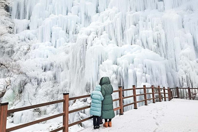 Seoul: Eobi+Nami+Hanbok(+RailBike or Strawberry Options)Tour - Eobi Ice Valley: your best white-winter photo mission
