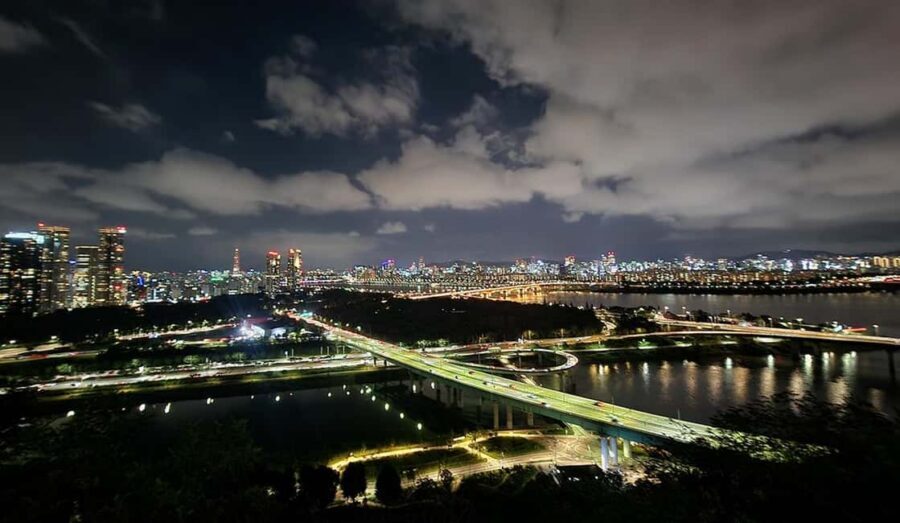 Seoul Evening Tour:Naksan Park&Eungbongsan - Why Naksan Park and Eungbongsan look better after dark