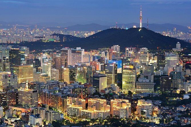Seoul Full Day small group Tour - Bukchon Hanok Village + Insadong: traditional streets without the maze feeling