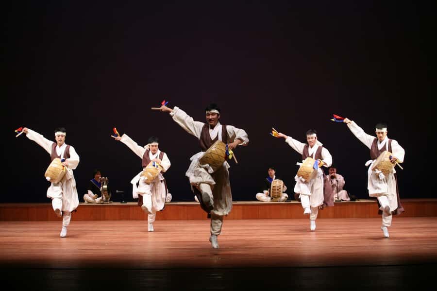 SEOUL: Gugak - Korean Traditional Music Museum&Concert Tour - Museum of Korean Traditional Music: 40 Minutes With Instruments in Context