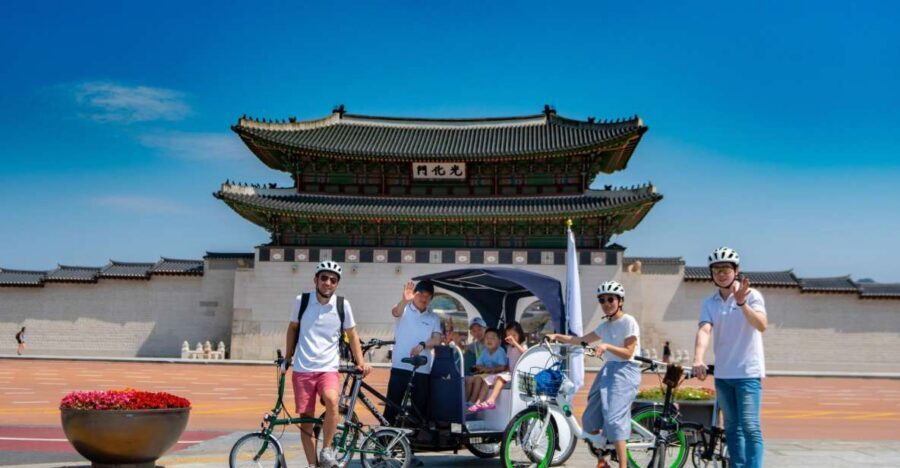 Seoul: Guided Small Group V.I.P Morning Pedicab Tour - Cheonggyecheon: Start Calm, Get Your Bearings Fast