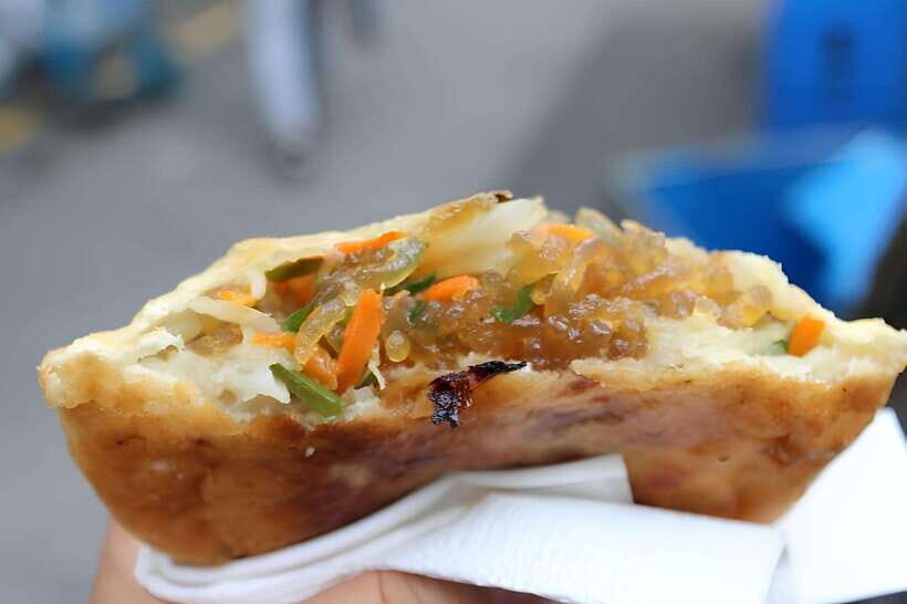 Seoul: Guided Street Food Tour at Namdaemun Market - Meeting at Hoehyeon Station (Exit 5): the easiest start