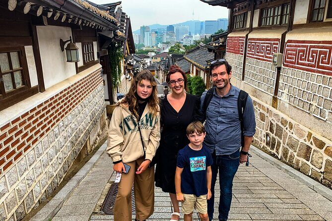 Seoul Highlights & Hidden Gems Tours by Locals: Private + Custom - Bukchon Hanok Village: the joy is in the side streets