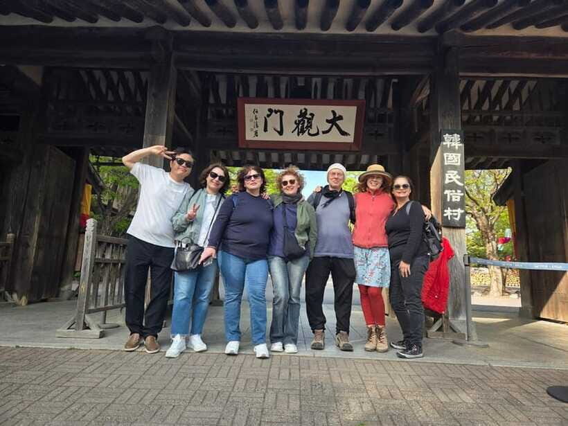 Seoul: Hwaseong Fortress, Folk Village and Starfield Library - Tour logistics that affect your day (and your photos)