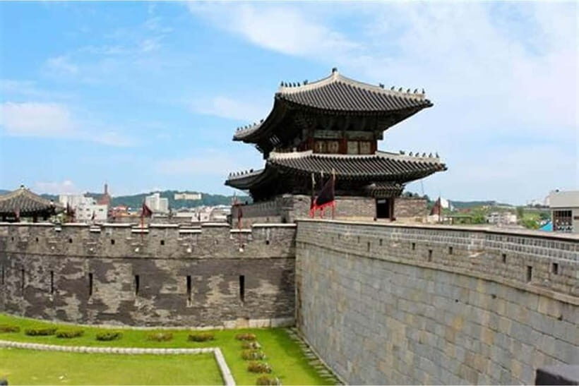 Seoul: Hwaseong Fortress, Folk Village and Starfield Library - Who this tour suits best (and who should reconsider)