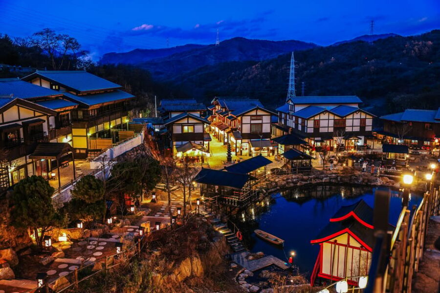Seoul: Mt. Seorak & Nami Island & Eobi Ice Valley Day Tour - Meals: budget, flexibility, and how lunch usually works