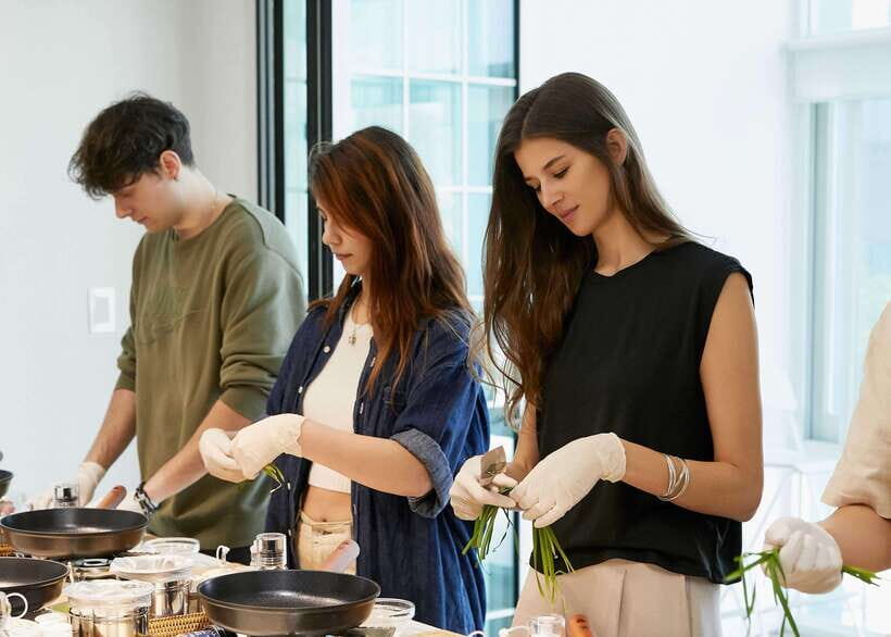 Seoul: Premium Korean Feast Cooking Class - A Small-Group Korean Feast Lesson at Zanchi Cooking Studio