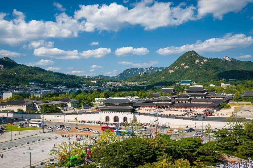Seoul: Private Car Tour with Licensed Professional Guide - Choosing between 4 hours and 8 hours: how your day stretches