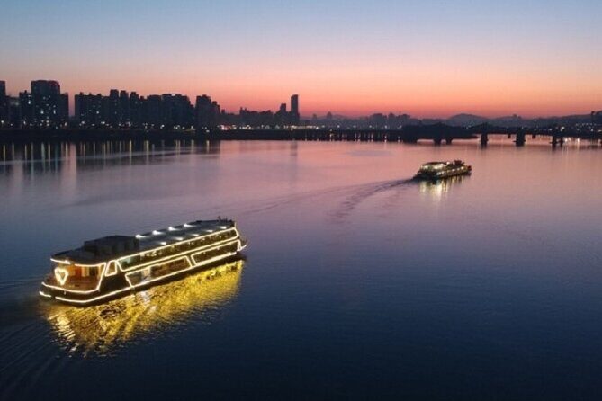 Seoul Private Tour: Palace, Bukchon, Insadong & Han River Cruise - Jogyesa Temple: your calm break in the city center