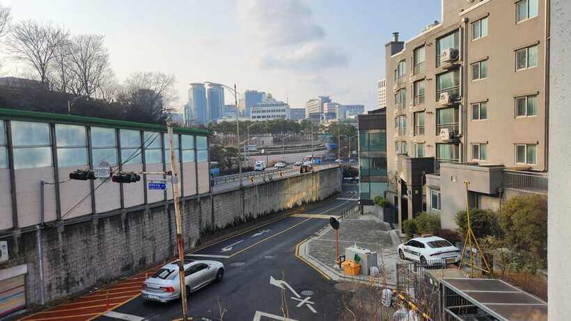 Seoul: Services of a Local for a Day (Paperwork/Tour/Fun) - Shopping and drinks: getting it done, not just window-shopping