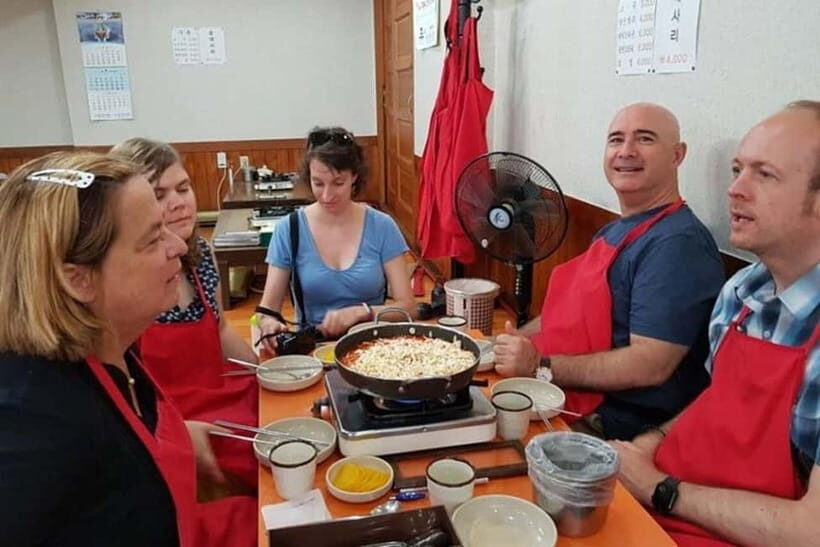 Small-Group Night Dining Tour: 10 Tastings With KBBQ Course - The big payoff: Korean beer, dinner, and K-BBQ in Insadong