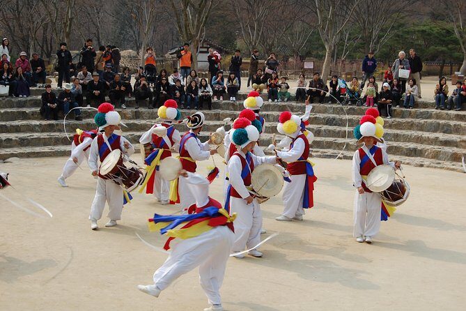 Suwon Hwaseong Fortress and Korean Folk Village Day Tour from Seoul - From Seoul Pickup to Suwon: Smooth Logistics That Matter