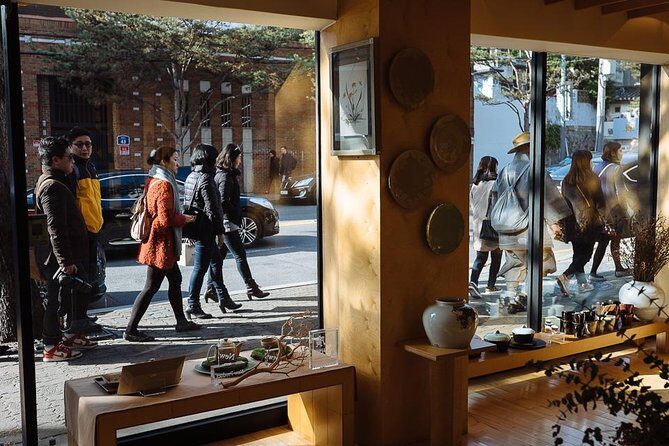 Traditional Gourmet - Bukchon Hanok Village: Walking Past Old Seoul While Your Appetite Builds
