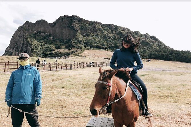 UNESCO Jeju Full Day Tour Package By Taxi - Seongsan Ilchulbong: The Sunrise Peak and the Women Diver Show