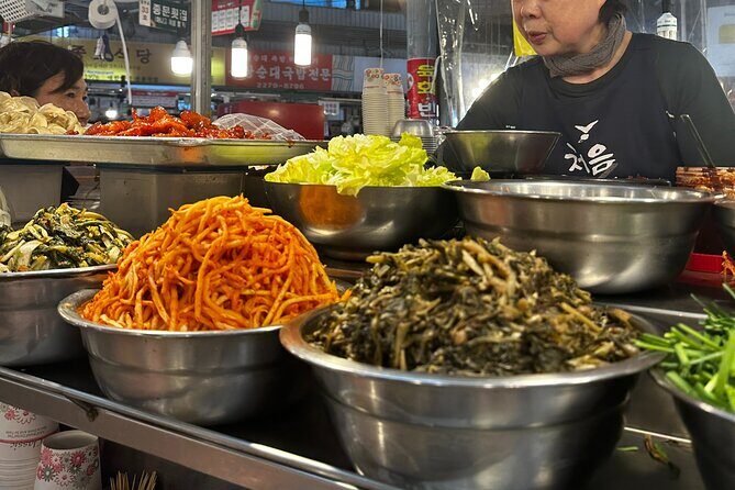 Vegan & Vegetarian Korean Market Adventure Gwangjang Market - What you’ll eat: 15+ dish choices and how to pace yourself