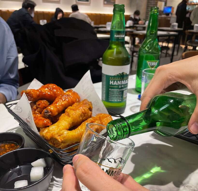 Watching sports match & local food experience in Seoul - The Dinner Plan: Korean BBQ or Fried Chicken Plus Beer
