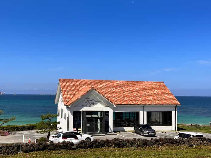 West of Jeju island Bus Tour from Seogwipo city, Jeju island - Seogwipo pickup: the practical advantage of starting south